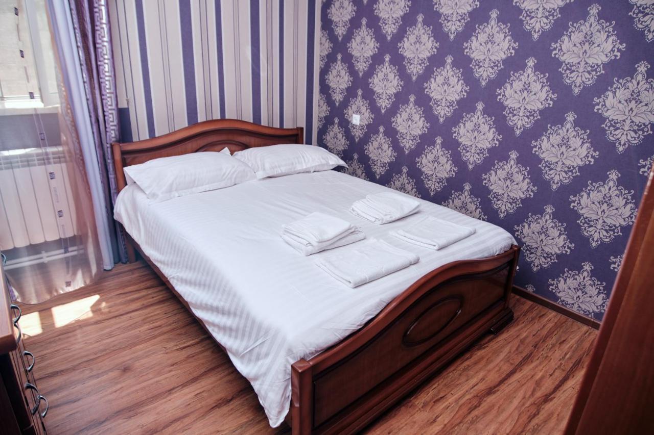 Ro Metro Aparthotel Gyumri ภายนอก รูปภาพ