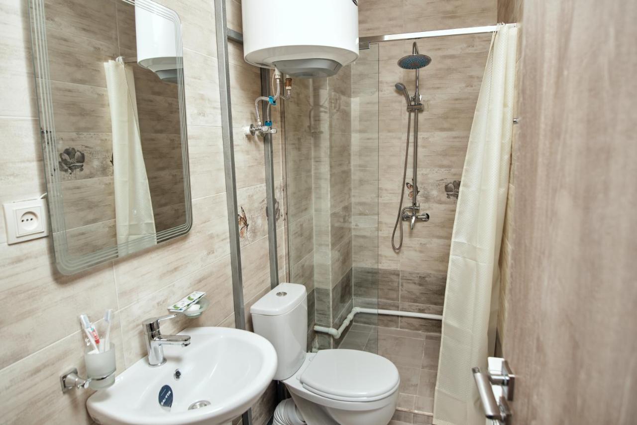 Ro Metro Aparthotel Gyumri ภายนอก รูปภาพ
