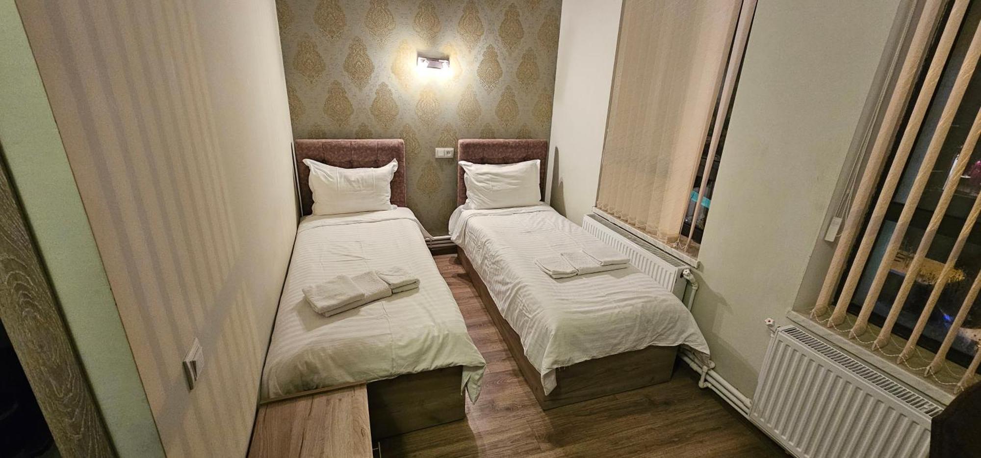 Ro Metro Aparthotel Gyumri ภายนอก รูปภาพ