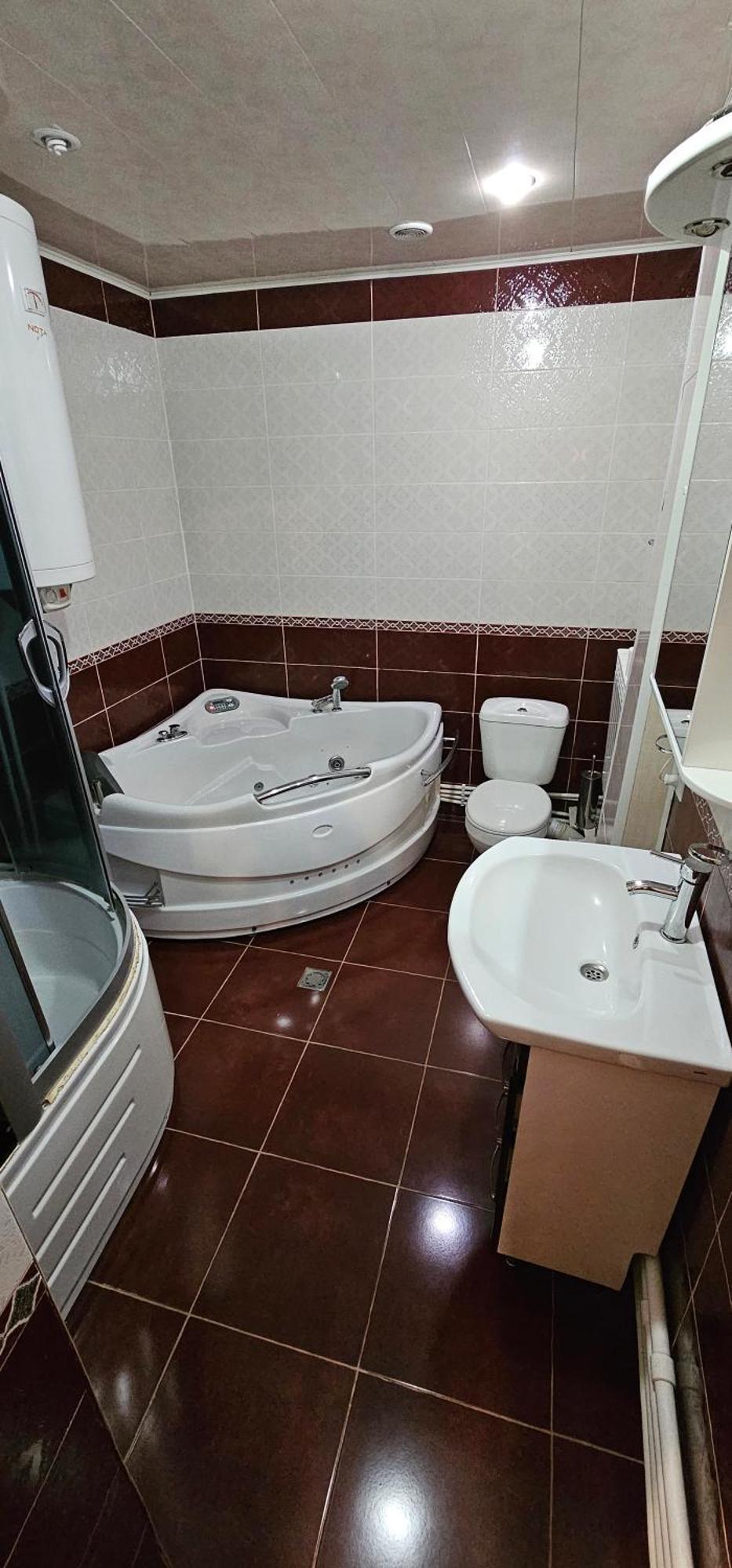 Ro Metro Aparthotel Gyumri ภายนอก รูปภาพ