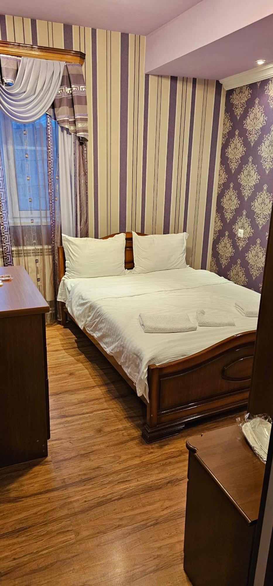 Ro Metro Aparthotel Gyumri ภายนอก รูปภาพ